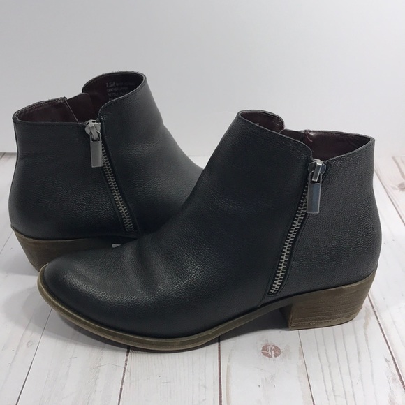 Kensie Shoes - Kensie ‘Ghita’ black leather zip up booties